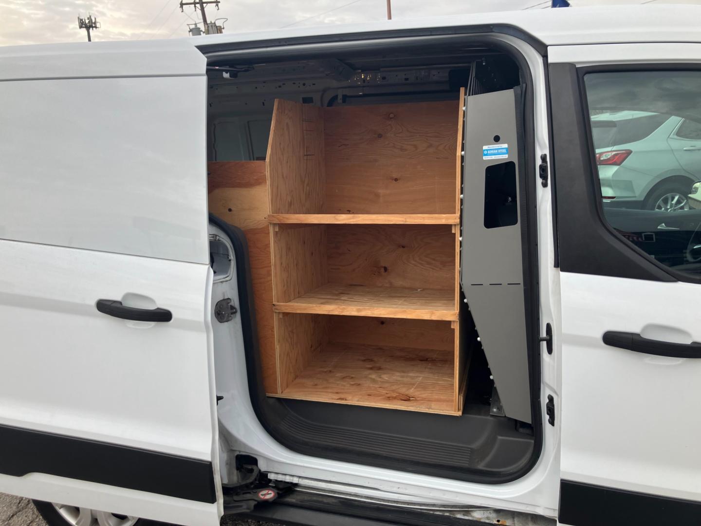 2019 White /Gray Ford Transit Connect Cargo Van XLT LWB w/Rear Liftgate (NM0LS7F28K1) with an 2.5L L4 DOHC 16V engine, 6A transmission, located at 1842 Wirt Road, Houston, TX, 77055, (713) 973-3903, 29.805330, -95.484787 - Photo#9